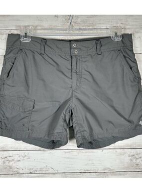 Columbia Omni Shade Cargo Hiking Outdoor Grey 5” Shorts Women’s Sz 14